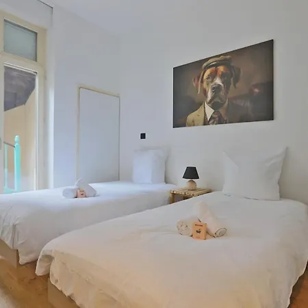 Le Miroir De Mengin - 4 Personnes - 2 - Place Charles Iii