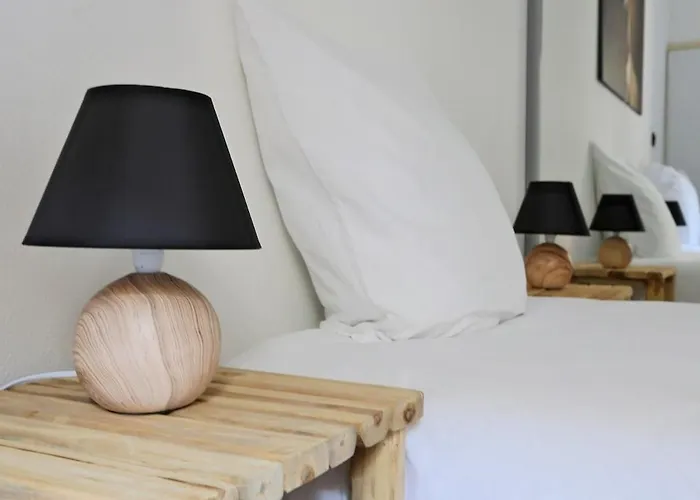 Le Miroir De Mengin - 4 Personnes - 2 - Place Charles Iii