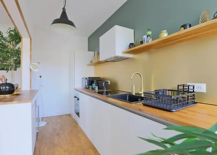 Le Miroir De Mengin - 4 Personnes - 2 - Place Charles Iii