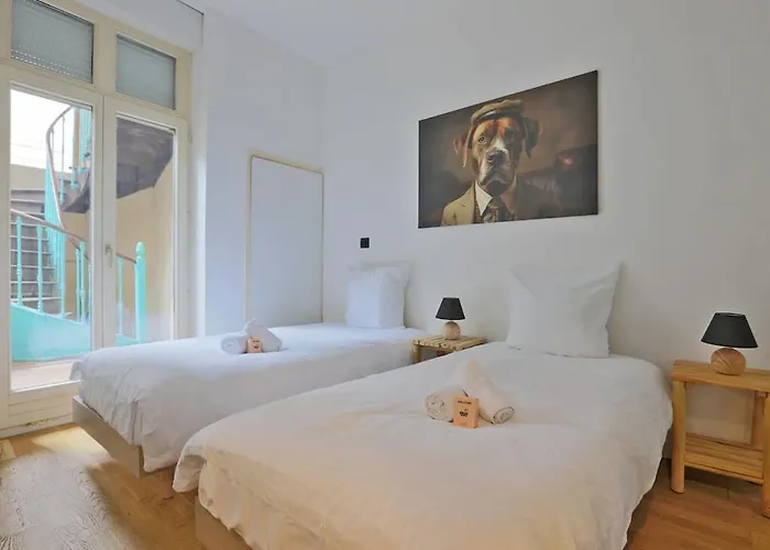 Le Miroir De Mengin - 4 Personnes - 2 - Place Charles Iii